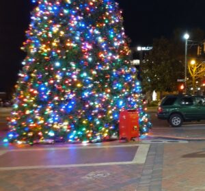 downtown Memphis Christmas tree